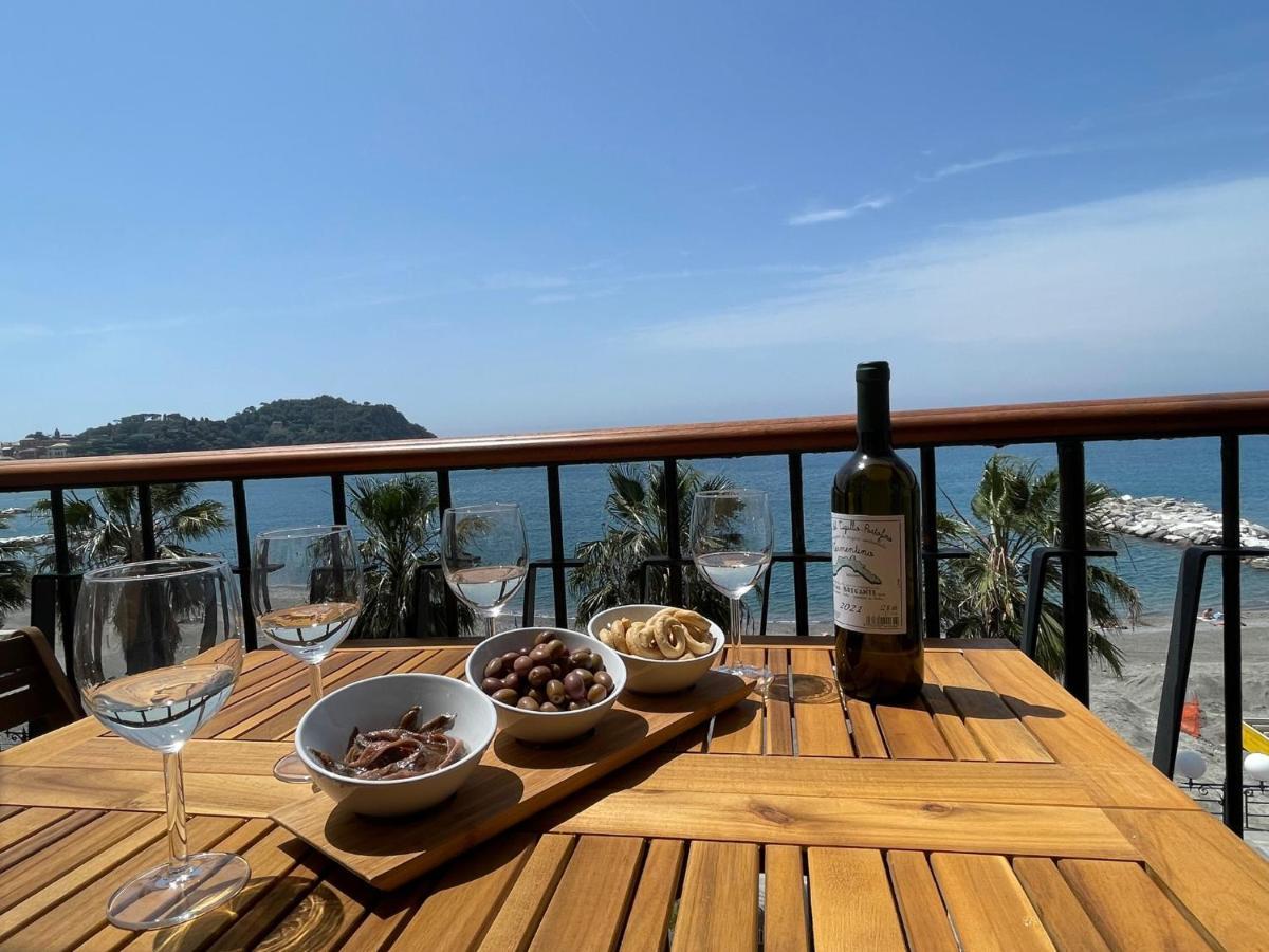 Sea See Si 세스트리레반떼 외부 사진